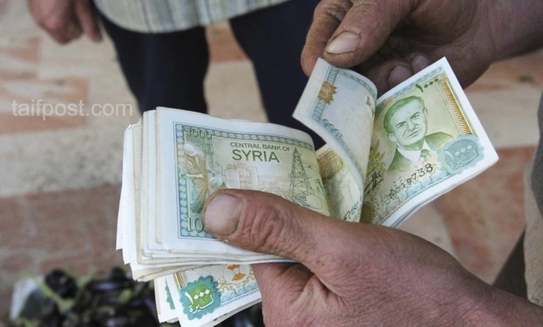 استمرار انخفاض الليرة السورية