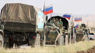 صورة مصدر عسكري يحسم الجدل بشأن الانسحاب الروسي من سراقب.. وبيان روسي جديد حول الوضع في إدلب