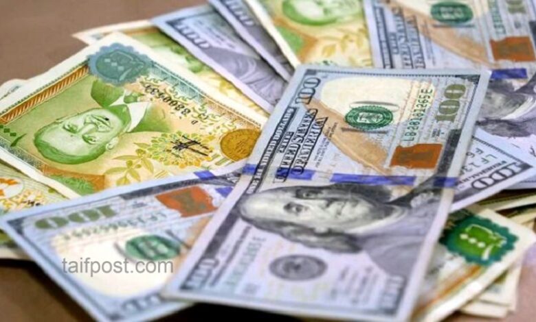 ارتفاع بقيمة الليرة السورية الدولار