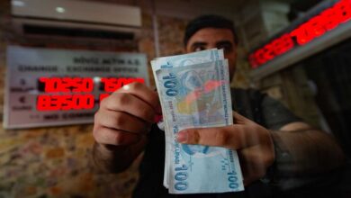 صورة متأثرة بعاملين اثنين.. الليرة التركية تسجل رقماً تاريخياً جـ.ـديداً في الانخفاض أمام الدولار