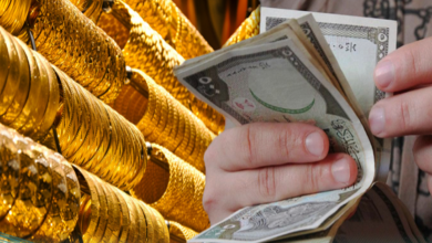 صورة انخفاض بسعر صرف الليرة السورية مقابل الدولار وأسعار الذهب ترتفع لأعلى مستوى لها منذ عام!