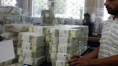 صورة مصادر تتحدث عن لعبة خبيثة يلعبها البنك المركزي السوري تزامناً مع الهبوط القوي بقيمة الليرة السورية