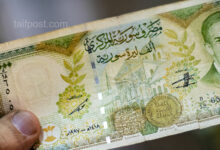 صورة سعر صرف الليرة السورية أمام الدولار الأمريكي مع افتتاح تعاملات اليوم وأسعار الذهب في سوريا