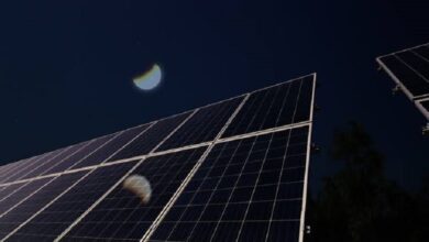 صورة ابتكار جديد سيغير وجه العالم.. تقنية للطاقة الشمسية قادرة على توليد الطاقة خلال الليل والنهار