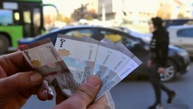 صورة البنك المركزي يعمل على تهيئة الشارع السوري لزلزال قادم بسعر صرف الليرة السورية أمام الدولار