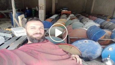 صورة شاب سوري يحول فكرة بسيطة إلى مشروع تجاري ناجح يجني منه آلاف الدولارات شهرياً ويشرح الطريقة (فيديو)