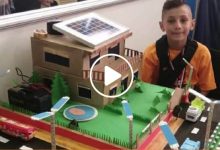 صورة طفل سوري نابغة يخترع جهاز خارق من شأنه أن يجعل سوريا تصدر الكهرباء لدول العالم (فيديو)
