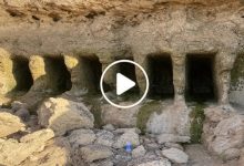 صورة اكتشاف كميات كبيرة من الكنوز وأعجوبة تاريخية لا مثيل لها في دولة عربية وسط ذهول  الخبراء (فيديو)