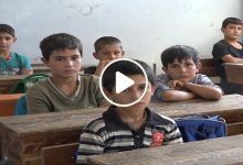 صورة تقنية الواقع المعزز.. أسلوب تعليم جديد يدخل الشمال السوري لأول مرة ويطور مهارات الطلاب (فيديو)