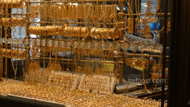 صورة أسعار الذهب في سوريا وسعر أونصة الذهب عالمياً يوم الجمعة 22-03-2024