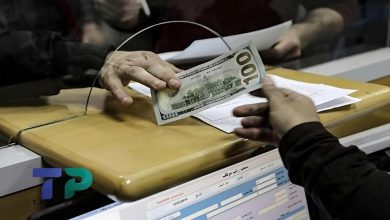 صورة تغيرات جديدة مهمة بشأن تصريف الـ 100 دولار عند دخول المسافرين السوريين إلى سوريا